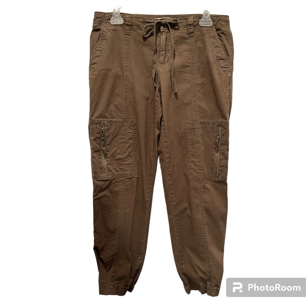 Loft Cargo Capris.  Brown. Size 6